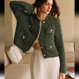 Elegant Round Neck Feather Lace Trim Pearl Chain Decorated Short Cardigan